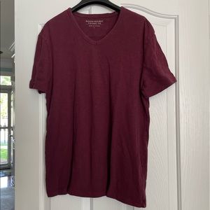 Men’s V-neck T-shirt